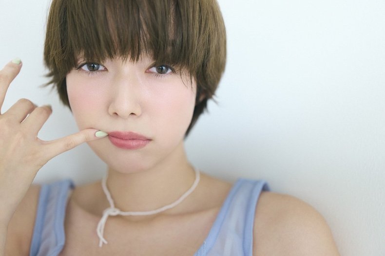 佐藤栞里にar30周年記念スペシャルインタビュー!「こんなキラキラつけちゃっていーんだ♡」初撮影でのエピソードから最近の美容事情まで徹底取材