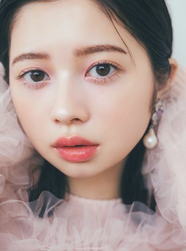 桜田ひよりメイク】透明感可愛いメイクまとめ♡人気デパコスや韓国