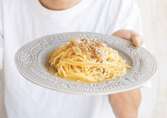 一緒にキッチンに立つカップルは長続きする!? お家デートで彼とカルボナーラを作ろう