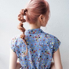 真冬こそハイトーンが映える♡もこもこのニットと合わせたい【ウォーミーカラー】3選