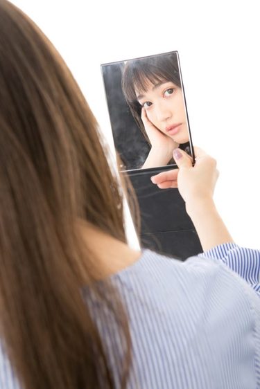 永久保存版 他人が撮っても盛れる写真写りテクをついに発見 Arweb アールウェブ 2ページ目 大好きな人にモテるための髪型 メイク ファッション情報満載