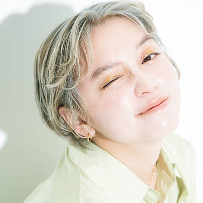 ハンサムショートにお色気を♡ 前髪にカールをつけてリバースにゆるっと流すだけ【リバースカール】HOW TO