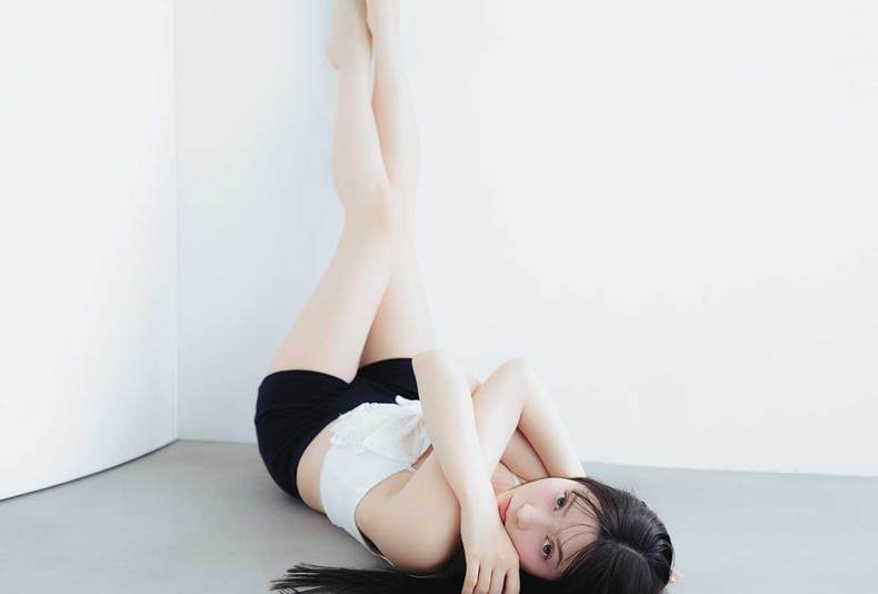 八木アリサ。ar7月号より