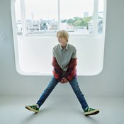 THE RAMPAGE・吉野北人、家族写真への愛を語る♡「ふたりともいい笑顔をしているんですよね」お気に入りの一枚から垣間見える家族愛にキュン♡