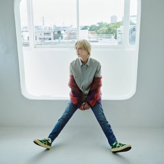 THE RAMPAGE・吉野北人、家族写真への愛を語る♡「ふたりともいい笑顔をしているんですよね」お気に入りの一枚から垣間見える家族愛にキュン♡