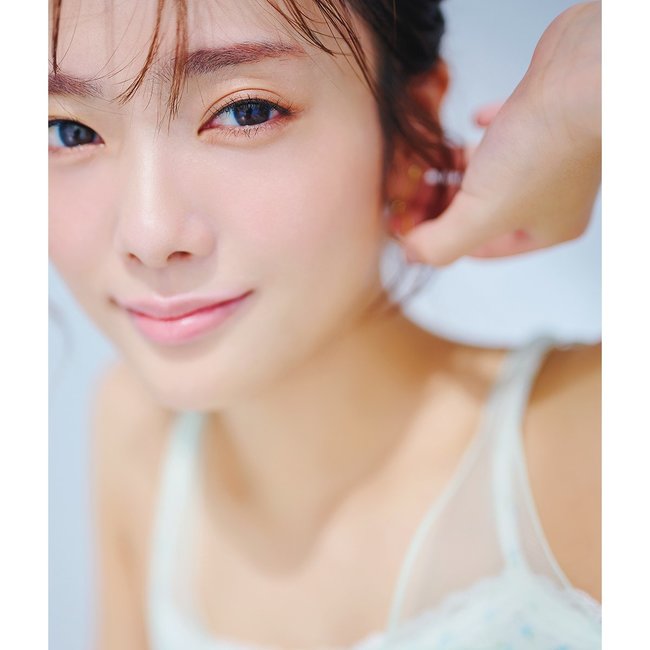 櫻坂46・田村保乃「大事な撮影の前などは気がついたら腕や脚に塗っています」愛用しているむくみ解消アイテムって？思わず真似したくなるボディメイクレシピをお届け