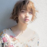 「思わず触れたくなる…」全人類トリコ間違いナシな【ツヤめきヘア】とは？