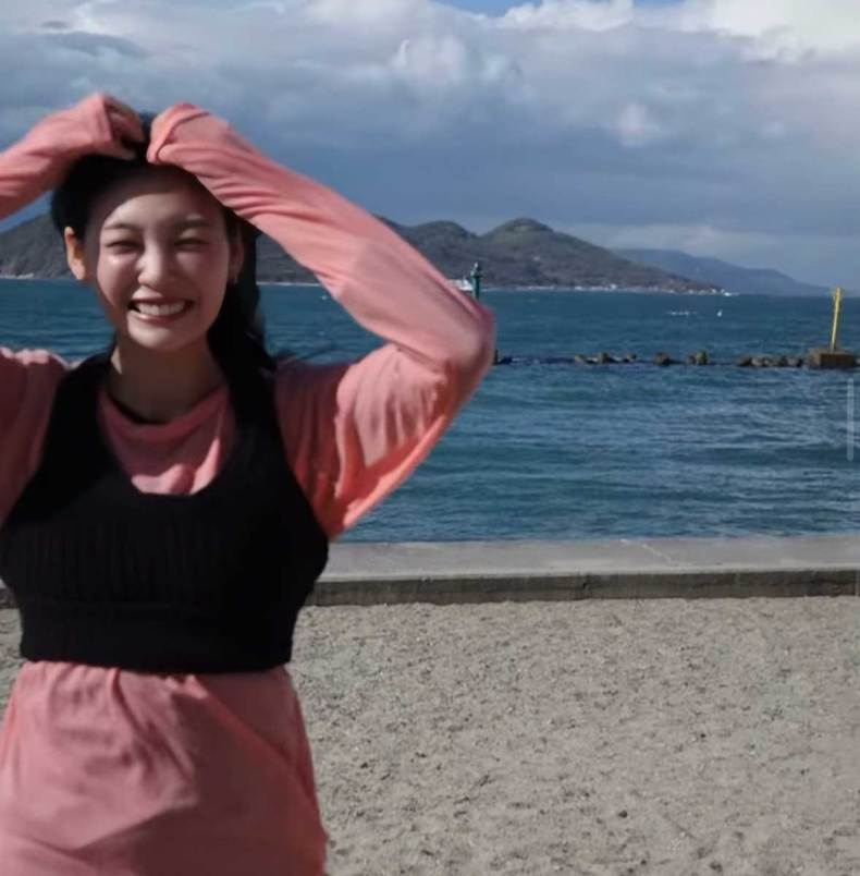 ar girl。伏屋璃乃