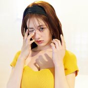 大胆な”デコルテ見せ”はやせ見えもして一石二鳥!ポイントは骨のラインにあり♡谷まりあが着こなす【スタイルアップ服】