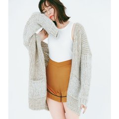 佐藤栞里、美脚にたゆんとニットが色っぽすぎる♡ お家でも女っぽくいたい人専用【ルームウェア】8選