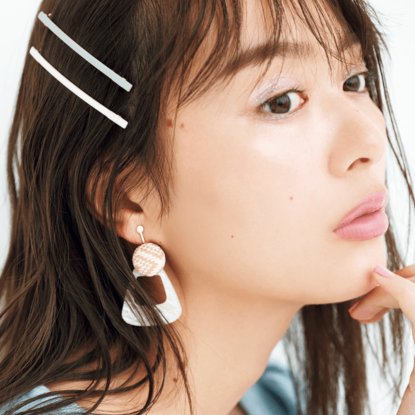 コレさえあればもう血色に悩まない！　ピンクコスメで作る肌色底上げフェイスの作り方♡