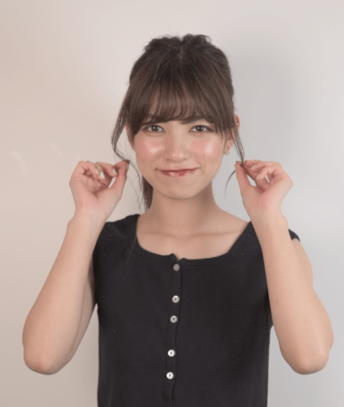 見せたい印象4パターン別 おくれ毛 の出し方徹底解説 Ar アール Web