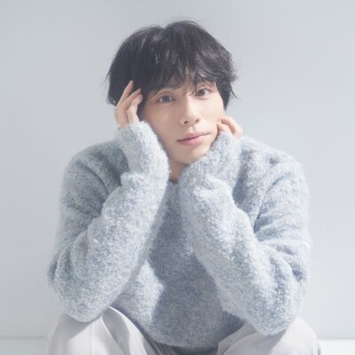 山下幸輝「プレゼントを選ぶ時は慎重派」この冬のギフトに選んだアイテムは？可愛すぎるキキ&ララのコラボアイテムも必見です♡