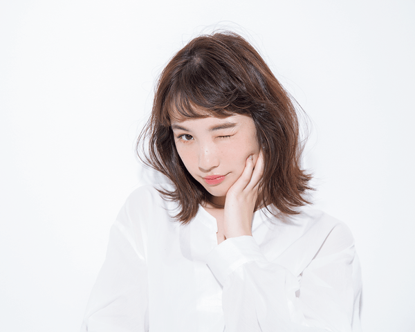 毛先のハネで人気のボブにこなれ感を！