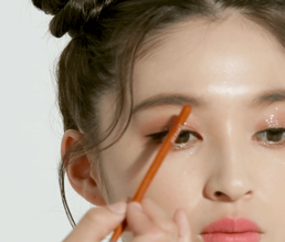 明日から試したい"プロのメイク技"が凄すぎる【ブロンザーの４way使い＆韓国アイドル眉のつくり方】