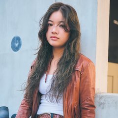 【ロング】可愛さと大人っぽさをミックス！青みを忍ばせたオリーブブラウン