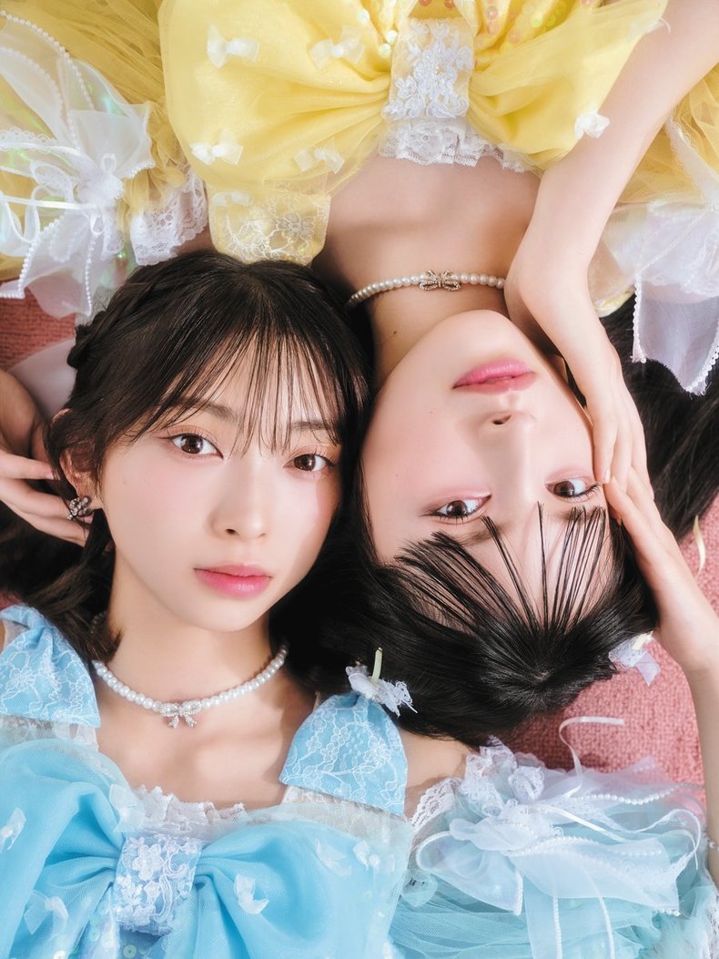 菅田愛貴、辻野かなみ。ar1.2月合併号より