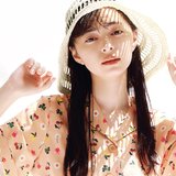 上國料萌衣、夏のほてり顔メイクを披露！ビネツなEYESにうっとり♡