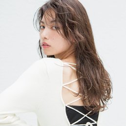 【ロング】色っぽさを引き立てるニュアンシーロング