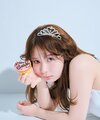 畑芽育。2026年ar5月号より