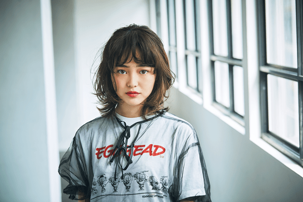 透け感のあるくびれラインで 甘さの中にお色気を投入♥