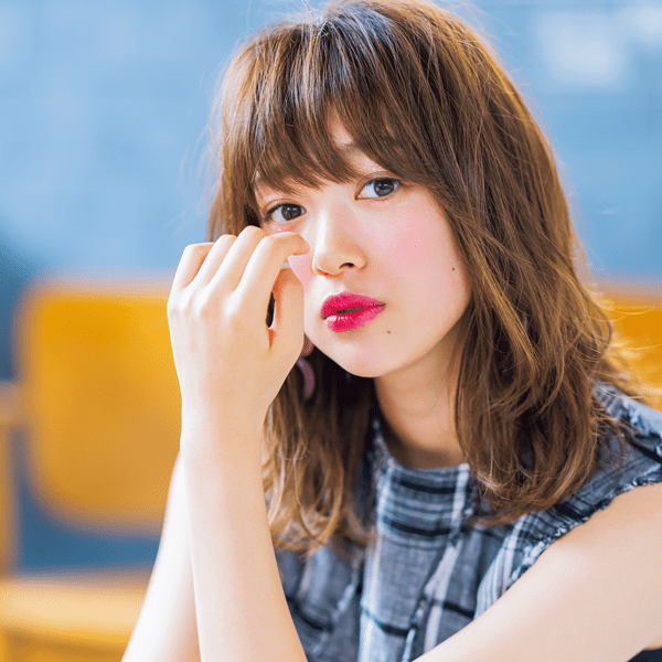 ふんわりレイヤー前髪で 接近戦に強いモテガールに