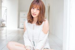 顔まわりがニュアンシーなストレートが新鮮!