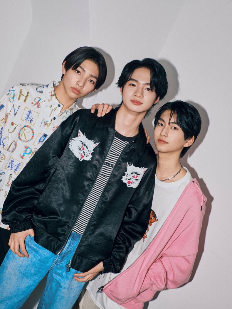 VOKSY DAYS(右より)涼瀬一颯、越山敬達、飯世善文