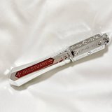 長時間メイク直しができなくても大丈夫！お呼ばれメイクにもOKな【色持ち抜群リップ】