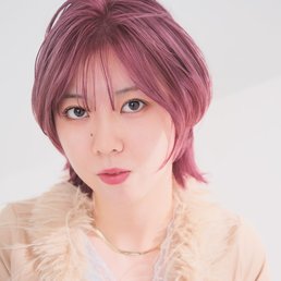 【ショート】光や角度によって変幻自在♡多面的なミステリアスカラー