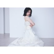 春に向けての垢抜けコーデは白で決まり！シンプルなのにおフェミな存在感を演出できるオールホワイトコーデをご紹介