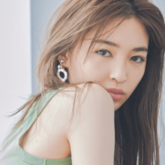 「この色気の要因は眉毛にアリ！」整いすぎてないのが逆にイイ【ラフ眉メイク】