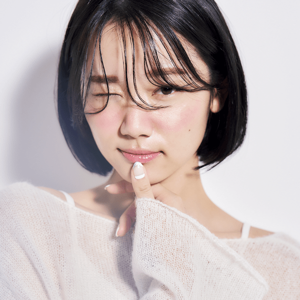 おナチュに盛れる【柔らかブラックヘア】で可愛さ爆発中♡