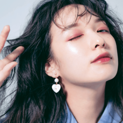 「色っぽいのに透明感があり、女っぽいのにハンサム♡」神崎恵さんも【イチ推しのアイシャドウ】でメイクしてみた