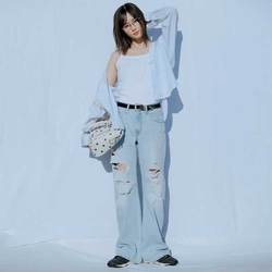 本田翼「彼氏に会っても可愛いって思われそうな絶妙バランス♥」ゆるっと透明感がたまらない【クラッシュフレアデニムコーデ】