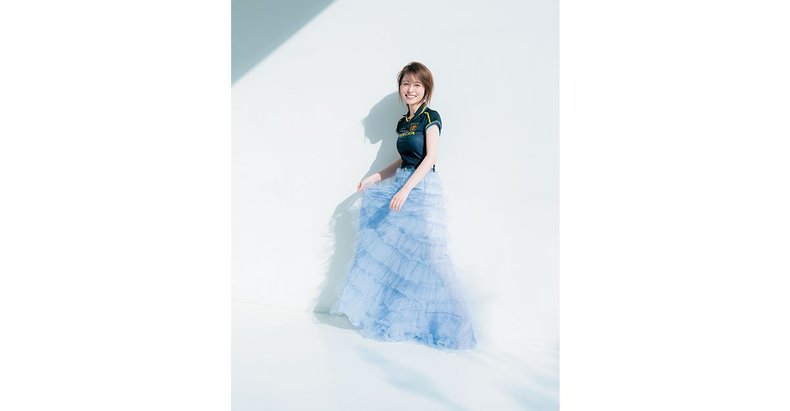 長濱ねる、理想の肌は田中みな実!「どこまで近寄ってもフィルターがかかっているように見える完璧肌」ビューティーにまつわる10の質問にアンサー