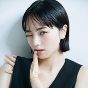 小松菜奈、ストレートな”恋愛アプローチ方法”が最高!この目でじっと見つめられたら…♡