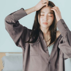 「むくんだ顔はもう見たくない」生理前のむくみの原因と正しい対策