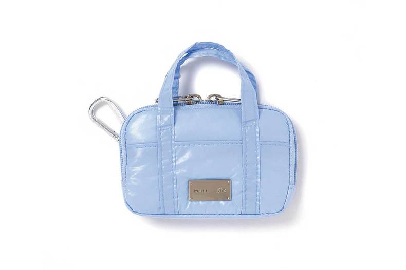 チャーム￥7,297 ／マーティンキム渋谷店