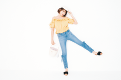 超簡単！エクササイズでスキニーデニムが似合う美脚を手に入れる♥