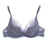 【編集部員の購入品】つけたら世界が変わる⁉︎圧倒的なズレにくさと軽さを兼ね備えた最強アイテム♡編集部員イチオシの優秀ブラをご紹介