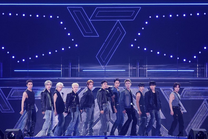 (P)&(C) PLEDIS Entertainment