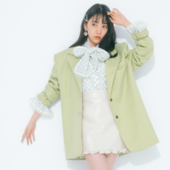 同じグリーンでもガラリと変わる！ トレンドカラーの【グリーンコーデ】3選♡