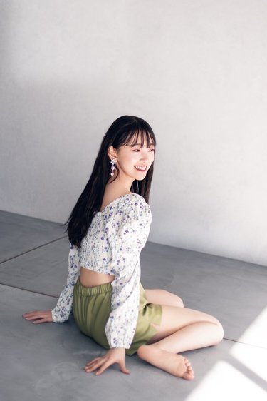 堀未央奈 「自信がなかった10代の自分に見せたい」卒業後初のフォト 