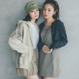 適度な肌見せがオンナっぽさのカギ♡スポーティかつお上品見えが叶う【カーキコーデ】3選