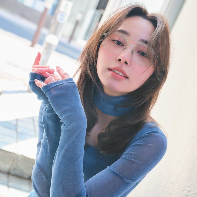 【ロング】さりげに仕込んだハイライトがヘルシーキレイの秘密