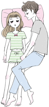 脚を絡ませて眠るカップルは…