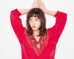 お転婆なボヘミアンヘアから もう…目が離せません！