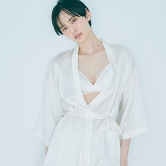 絶妙なヌケ感バランスの、比留川游BODY♡ 香りはメンズライクに？ 人とカブらない香りで、ギャップづくりを。【リッチなご自愛アイテム】10選