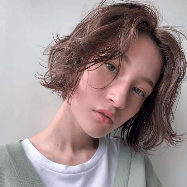 「カジュアルなのに色っぽさが隠せない！！」キメすぎない色気ヘアスタイル3選